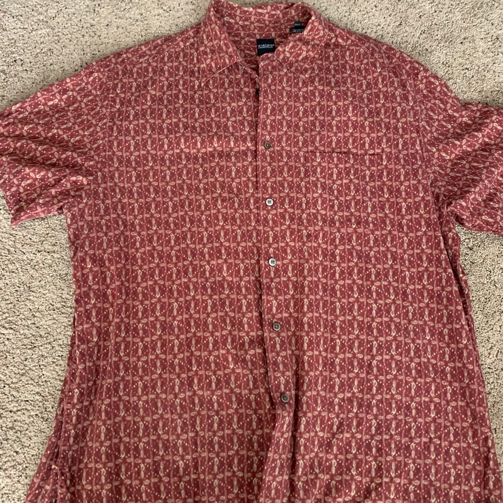 Short sleeve button down